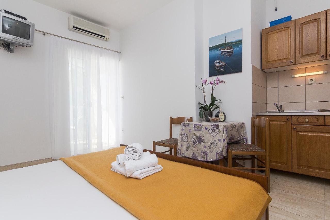 Apartments Erceg Makarska Exterior foto