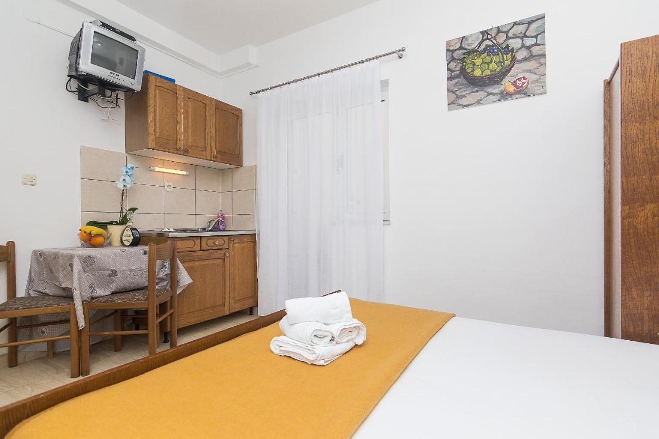 Apartments Erceg Makarska Exterior foto