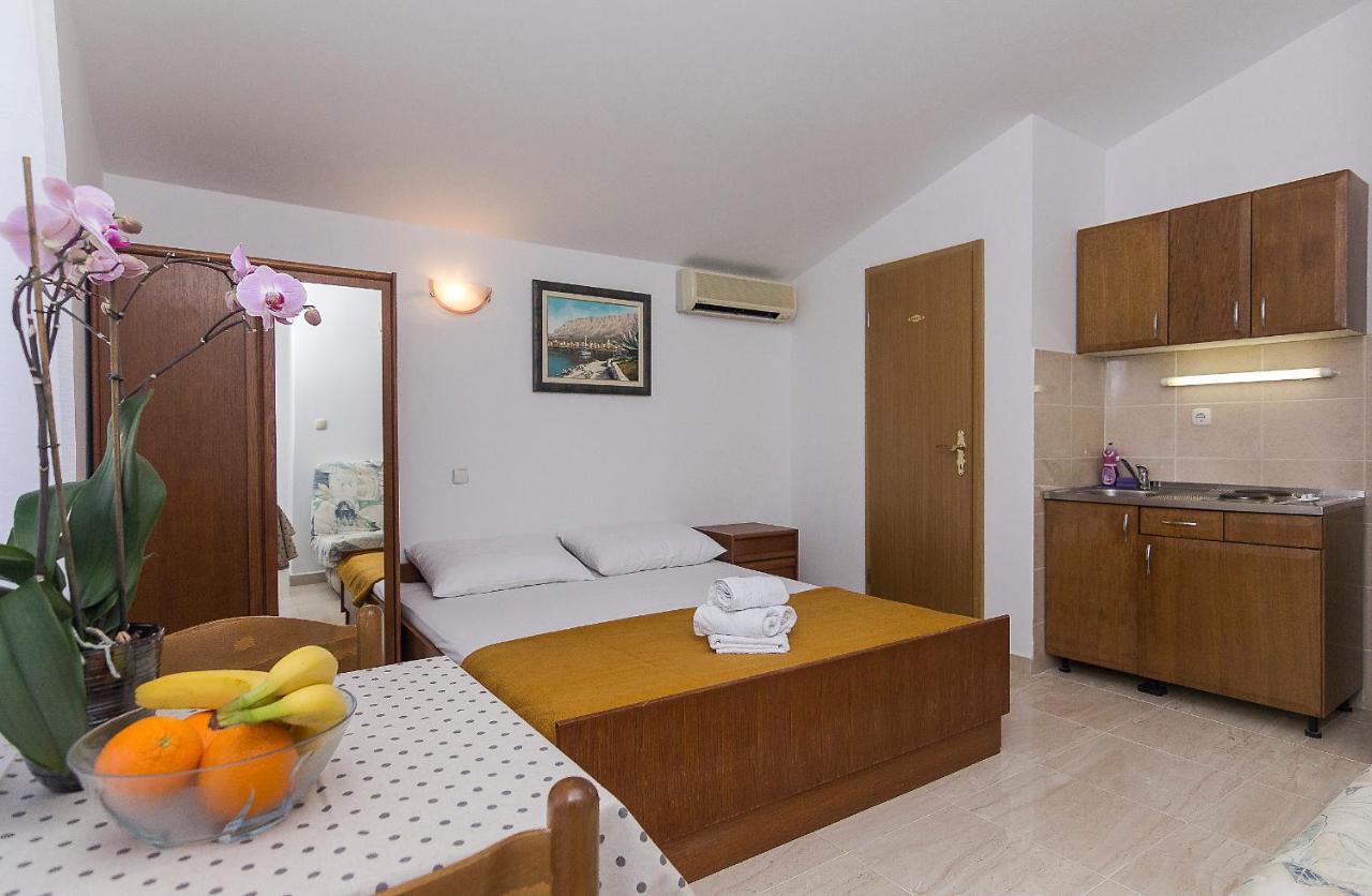 Apartments Erceg Makarska Exterior foto